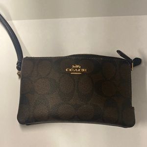 COACH double zip wristlet